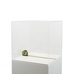 Plexiglas beschermkap | plexiglas stolp | maquettekap op maat