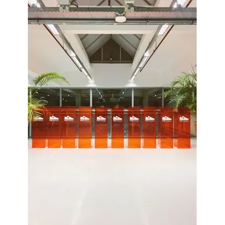Plexiglas sokkels | zuilen  van plexiglas | ook op maat in kleur