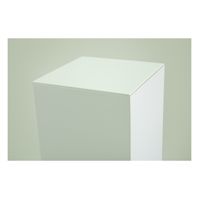 Topp av 4 mm vitt Plexiglas, mätningar 28,7 x 28,7 cm (för kartongpodier 28,5 x 28,5 cm)